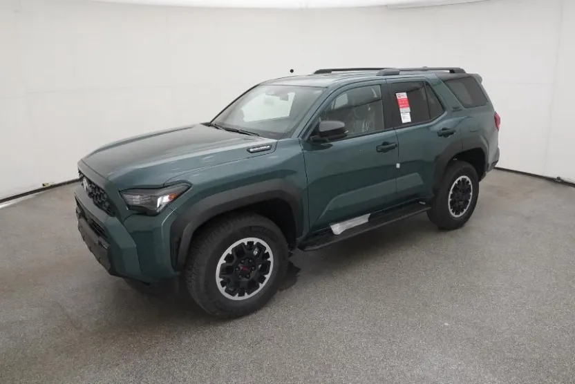 2025 Toyota 4Runner TRD Off-Road photo 1