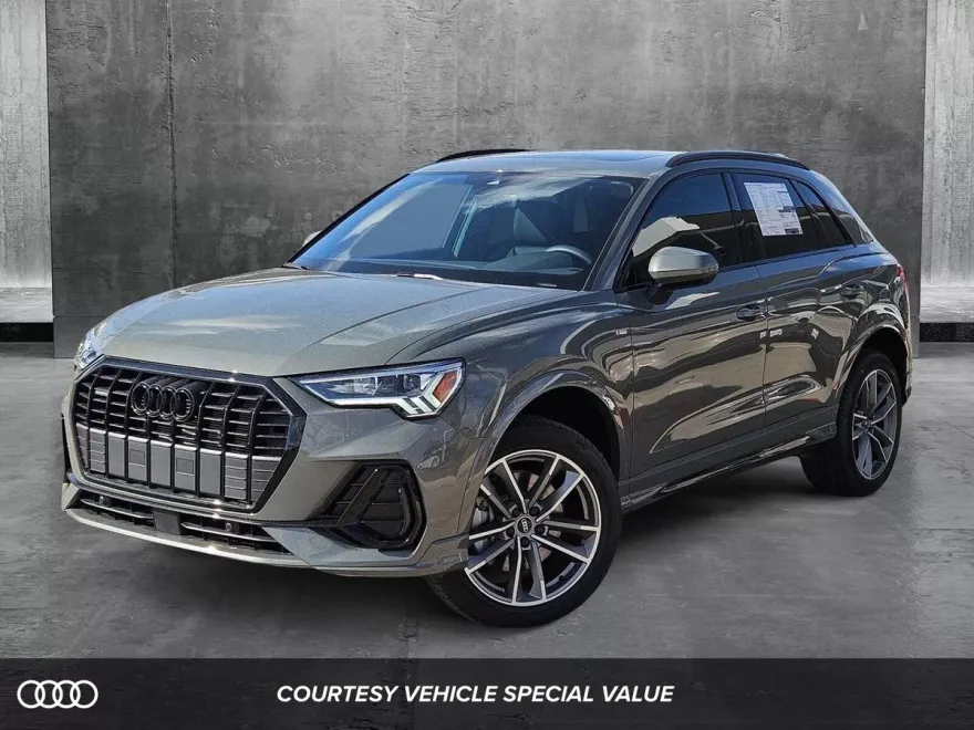 2025 Audi Q3 45 TFSI S line Premium photo 1