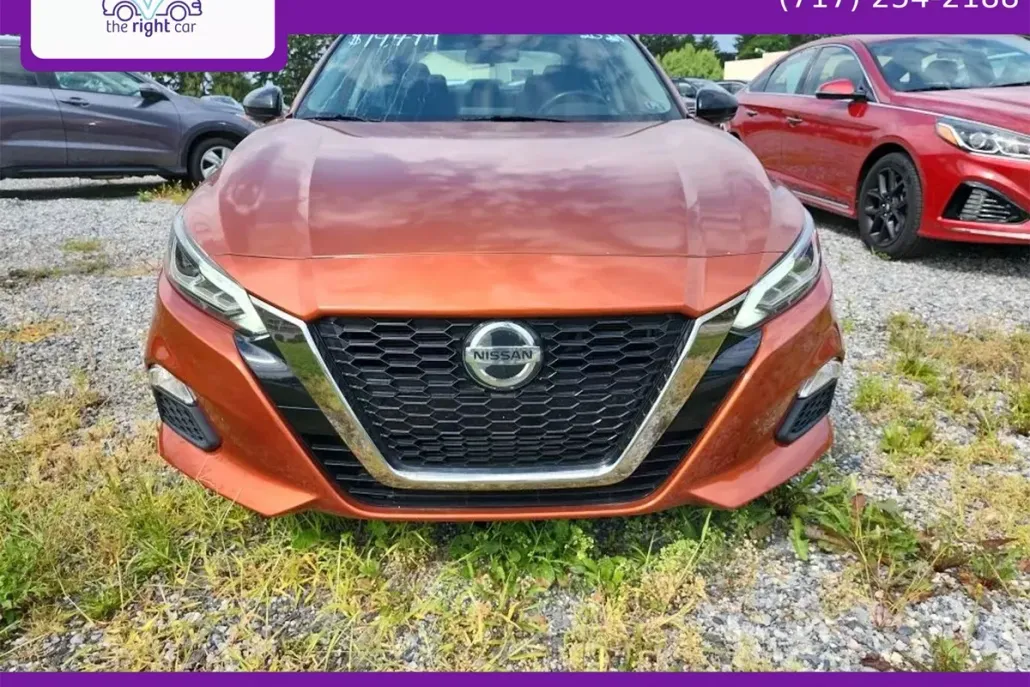 2021 Nissan Altima SR photo 1