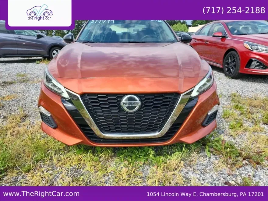 2021 Nissan Altima SR photo 1