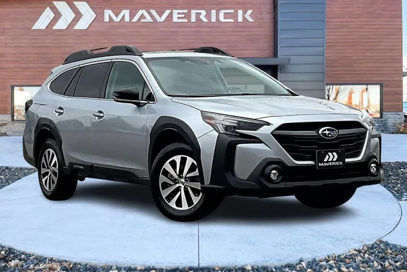 2023 Subaru Outback Premium photo 1