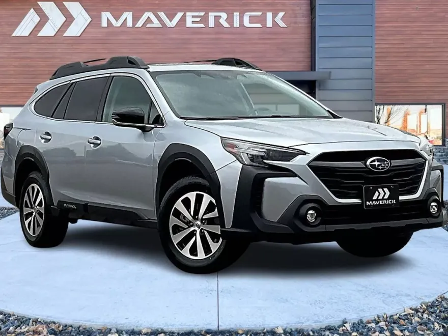 2023 Subaru Outback Premium photo 1