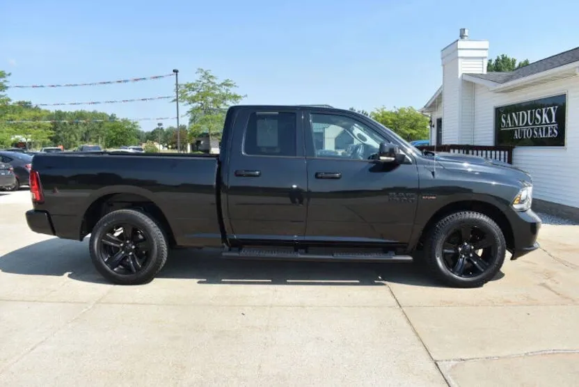2016 Ram 1500 Sport photo 1