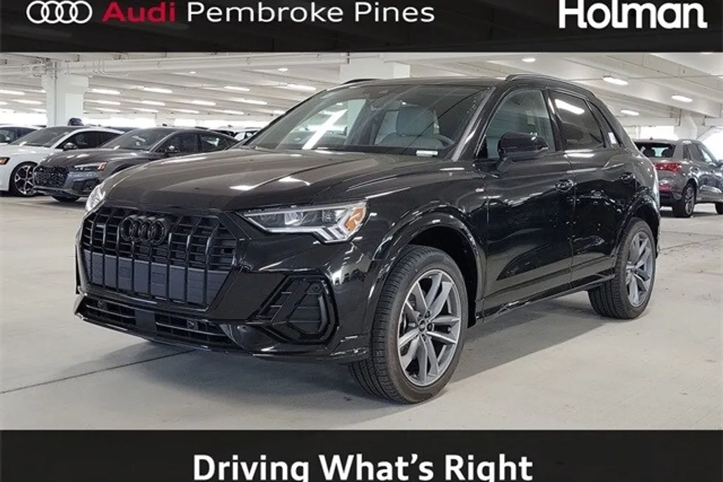 2025 Audi Q3 45 TFSI S line Premium photo 1