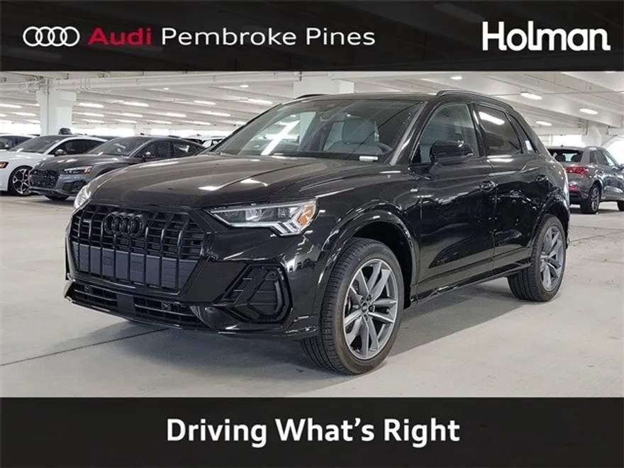 2025 Audi Q3 45 TFSI S line Premium photo 1