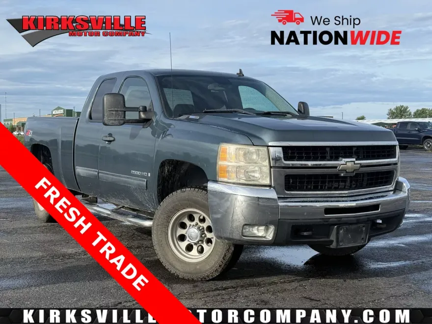 2009 Chevrolet Silverado 2500HD LT photo 1