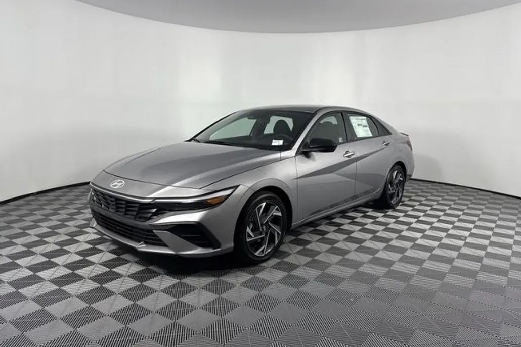 2025 Hyundai Elantra Hybrid SEL Sport photo 1
