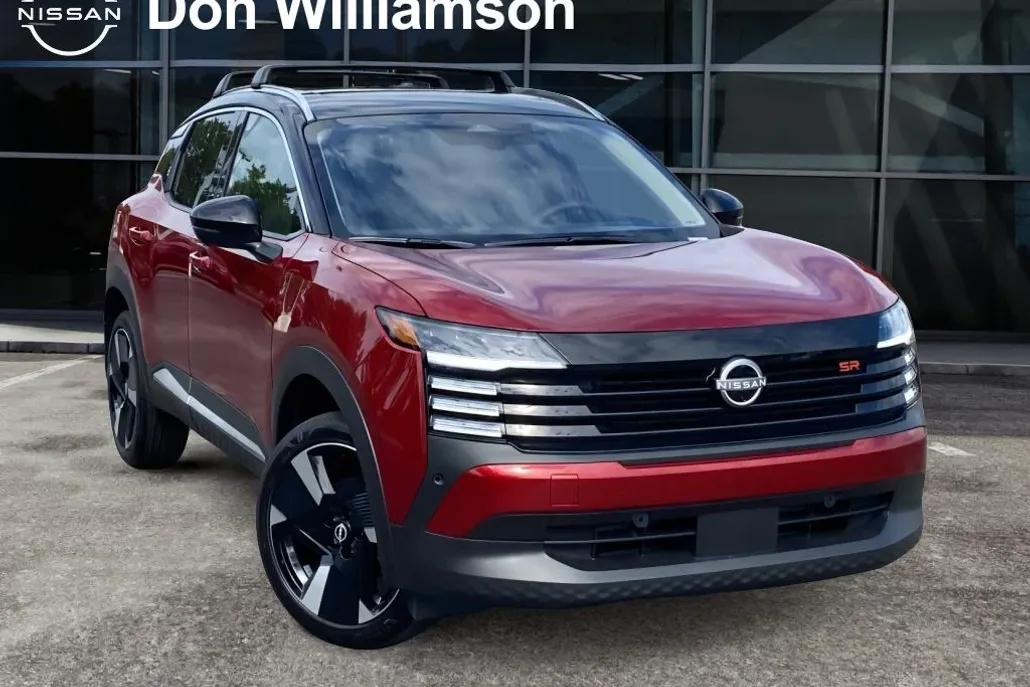 2026 Nissan Kicks SR photo 1