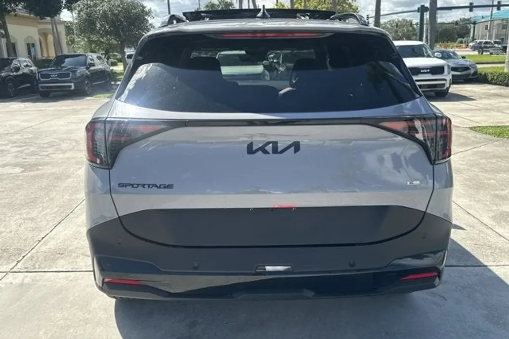 2026 Kia Sportage Hybrid X-Line photo 1