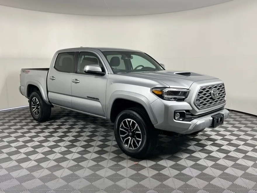 2023 Toyota Tacoma TRD Sport photo 1