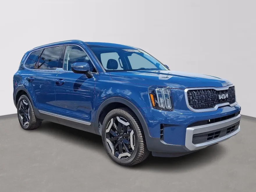 2023 Kia Telluride EX photo 1