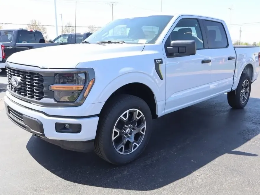 2025 Ford F-150 STX photo 1