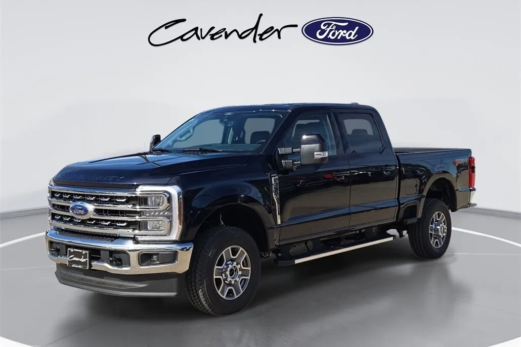 2025 Ford F-350 Lariat photo 1