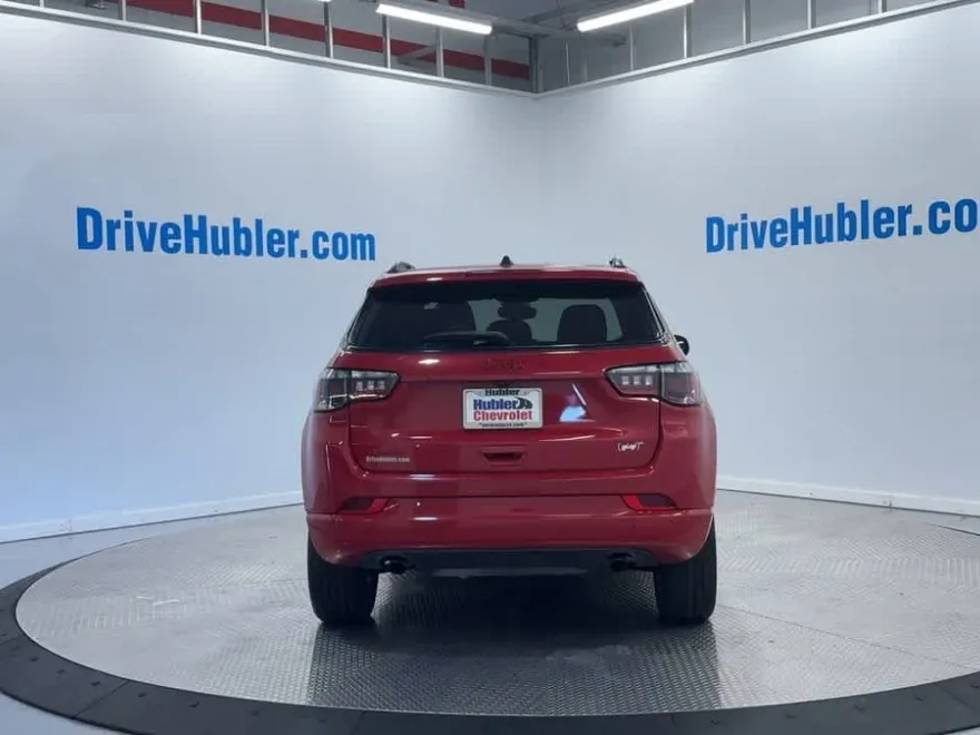 2023 Jeep Compass Red Edition photo 1