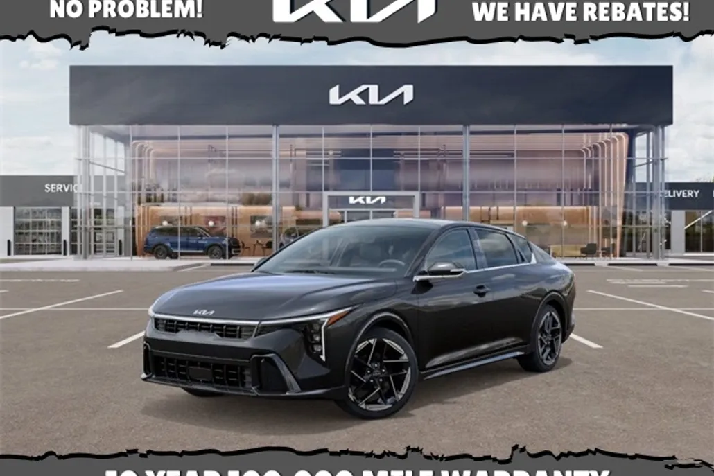 2025 Kia K4 GT-Line photo 1