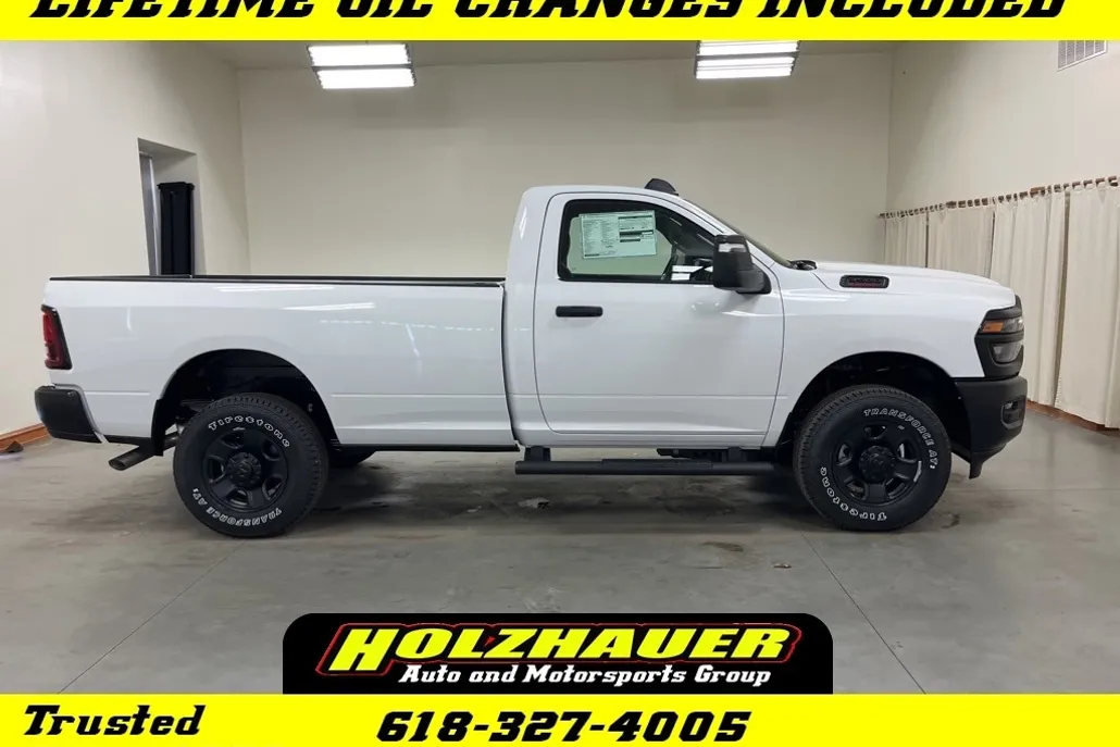 2025 Ram 3500 Tradesman photo 1