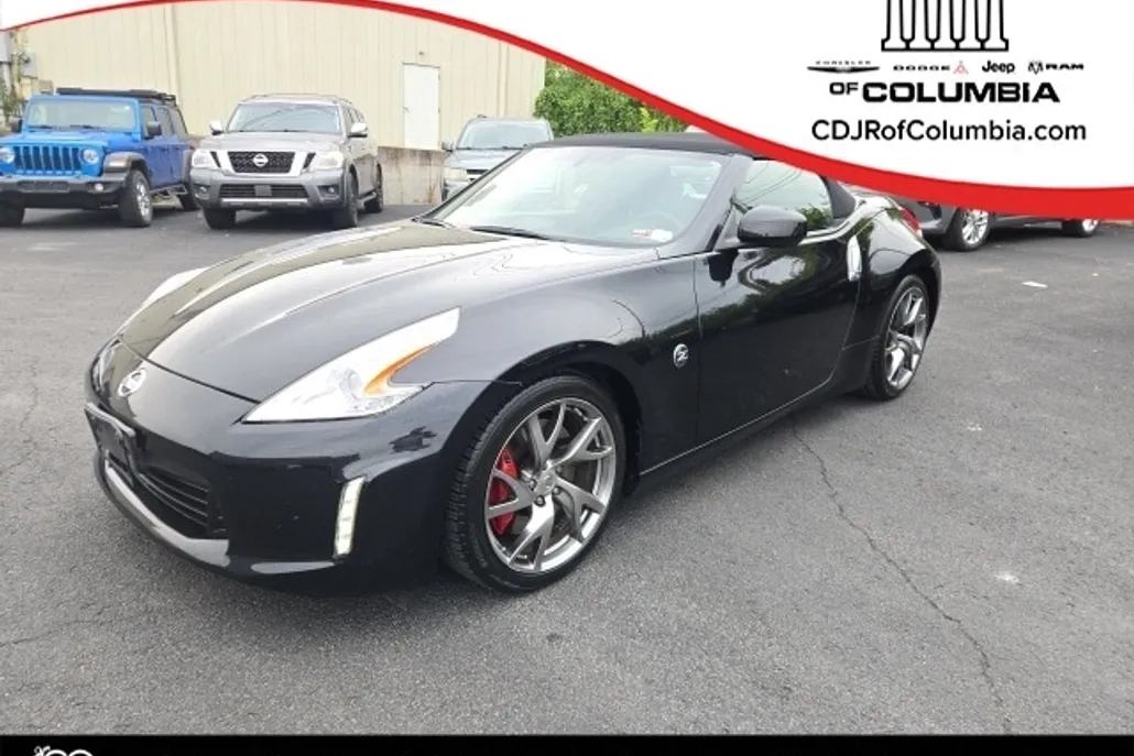 2014 Nissan 370Z Touring photo 1