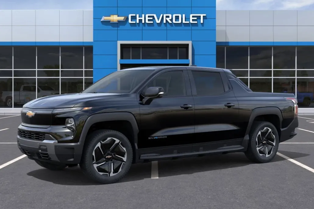 2026 Chevrolet Silverado EV LT photo 1