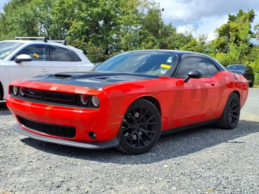 2019 Dodge Challenger R/T Scat Pack photo 1