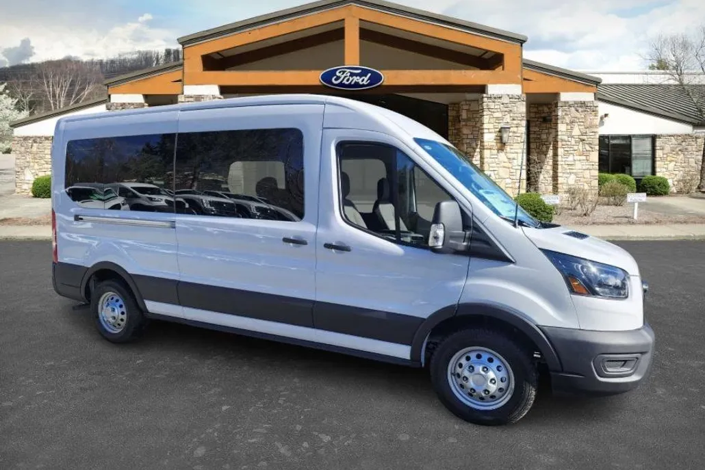 2024 Ford Transit Passenger XL photo 1