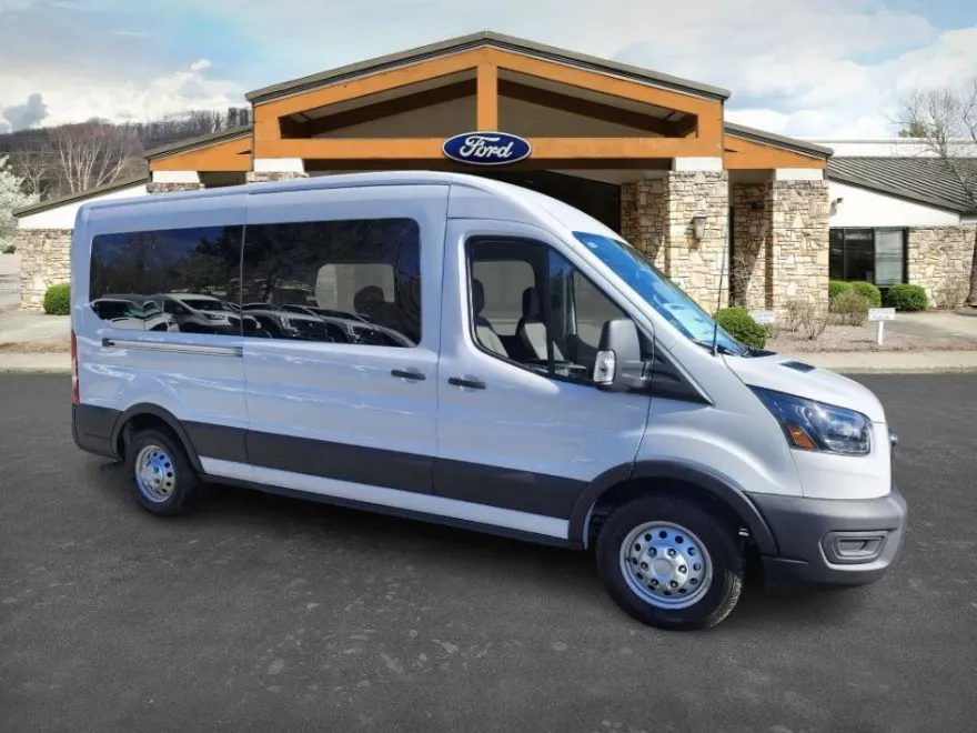 2024 Ford Transit Passenger XL photo 1