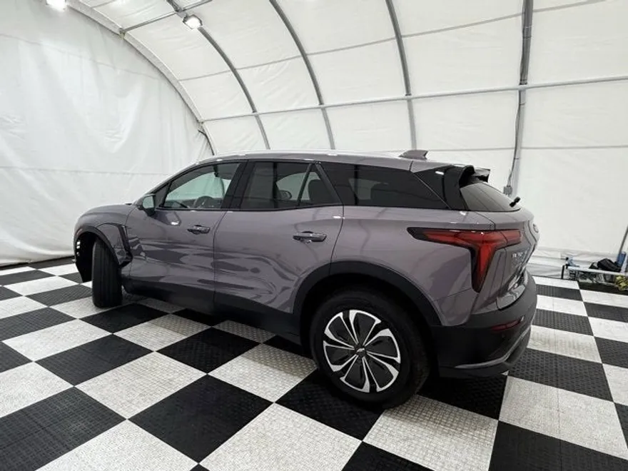 2024 Chevrolet Blazer EV photo 1