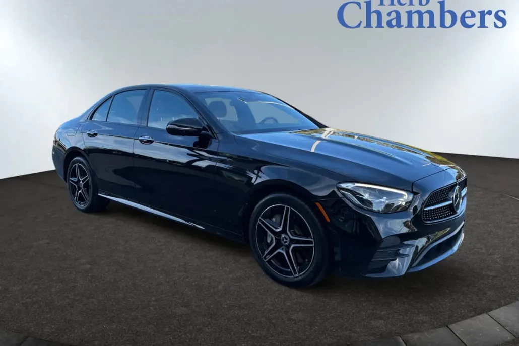 2022 Mercedes Benz E 350 4MATIC photo 1