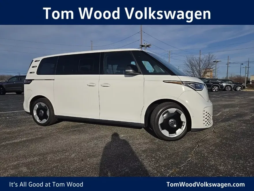 2025 Volkswagen ID. Buzz Pro S photo 1
