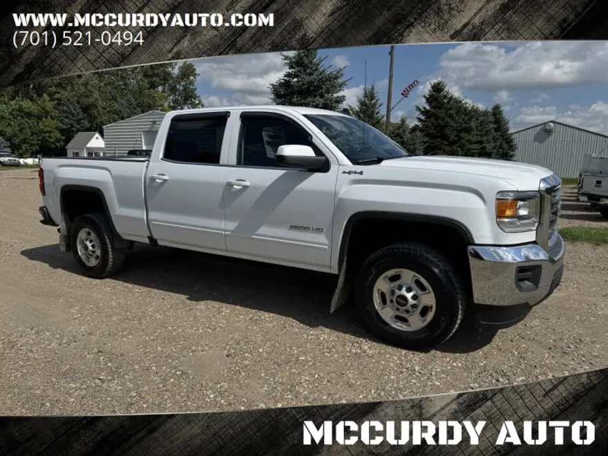 2017 Gmc Sierra SLE photo 1