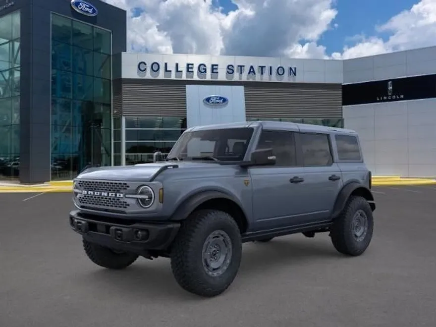 2025 Ford Bronco Badlands photo 1