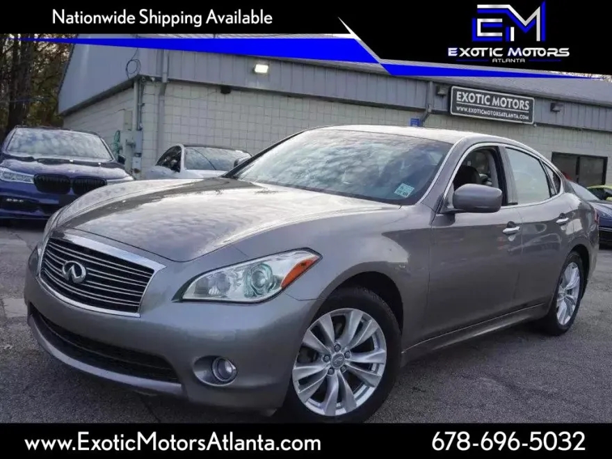 2011 Infiniti M37 photo 1