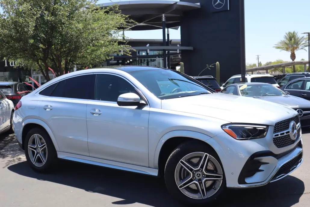 2025 Mercedes Benz GLE 450 4MATIC photo 1