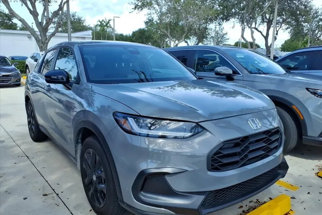 2025 Honda HR-V 2WD Sport photo 1