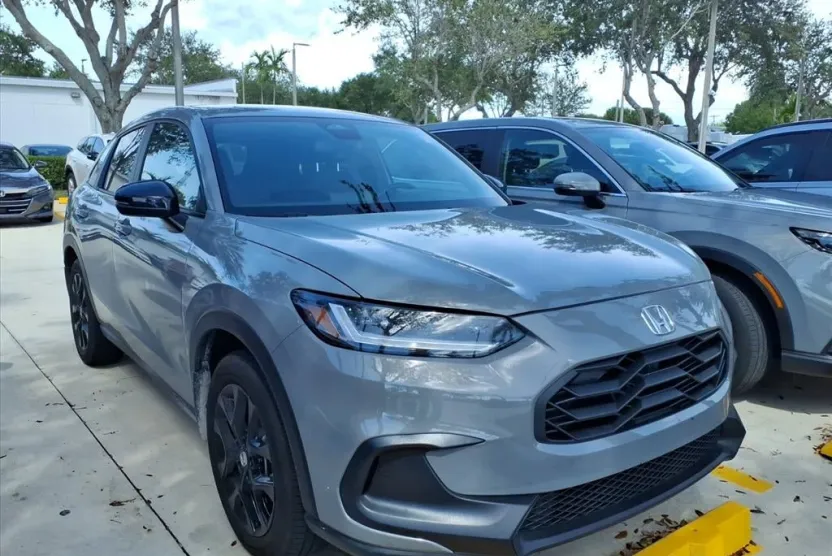 2025 Honda HR-V 2WD Sport photo 1