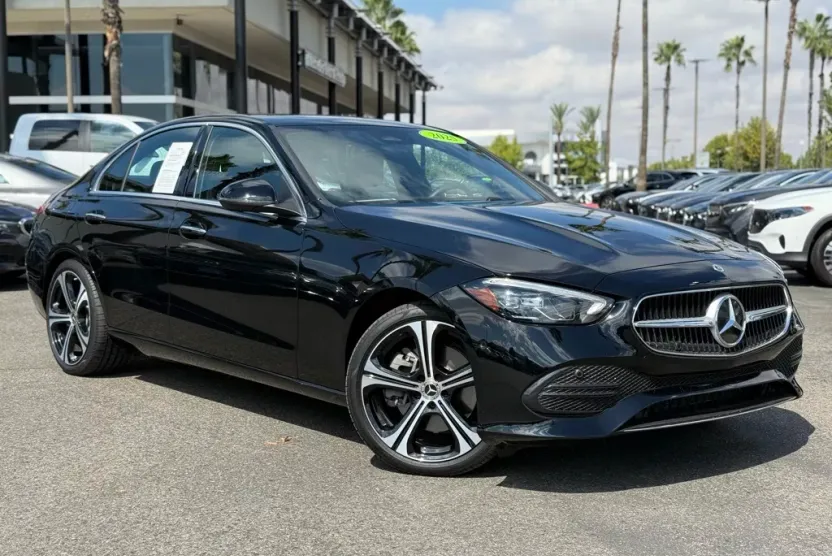 2025 Mercedes Benz C 300 photo 1
