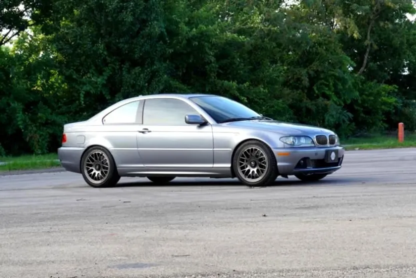 2004 Bmw 330i 3-Series photo 1