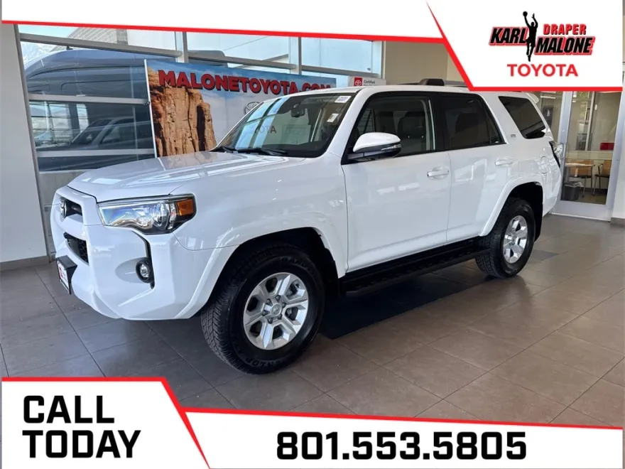 2024 Toyota 4Runner SR5 Premium photo 1