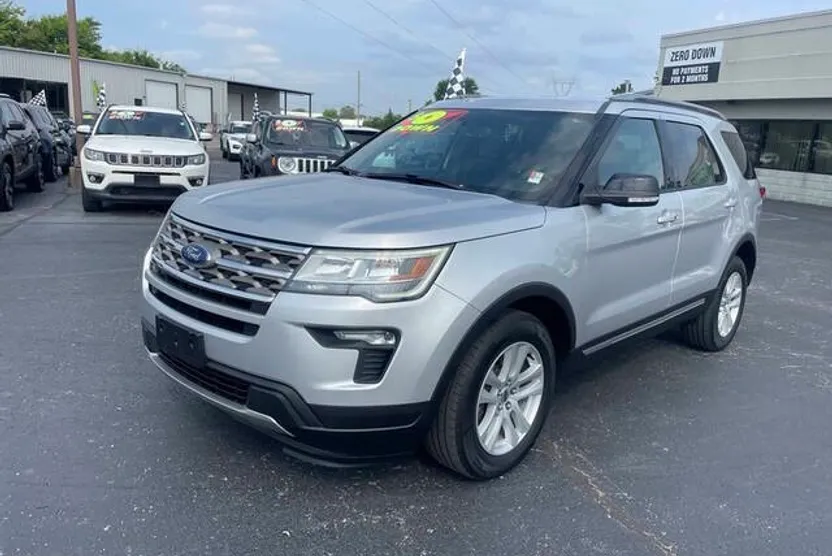 2018 Ford Explorer XLT photo 1