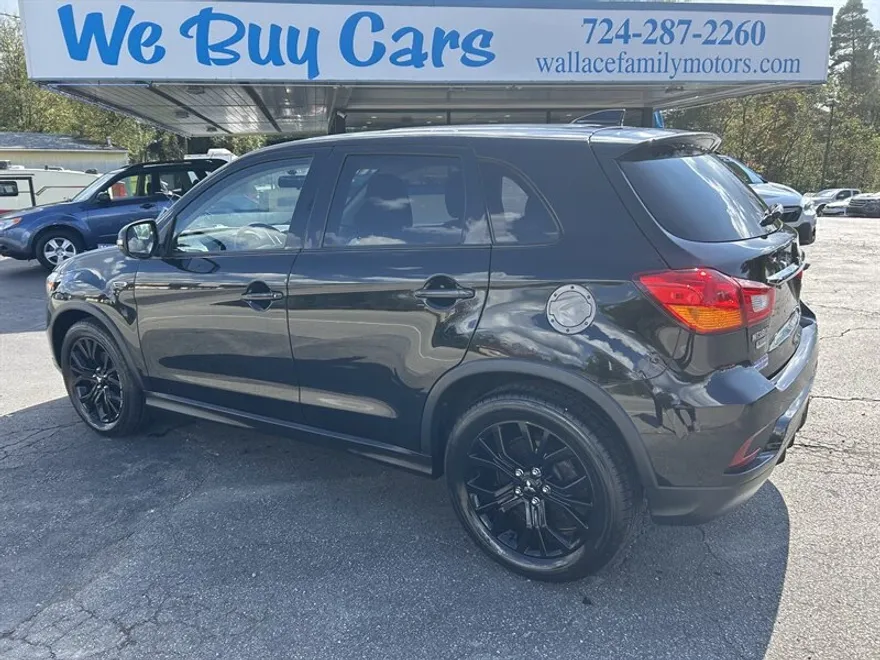 2018 Mitsubishi Outlander Sport ES photo 1