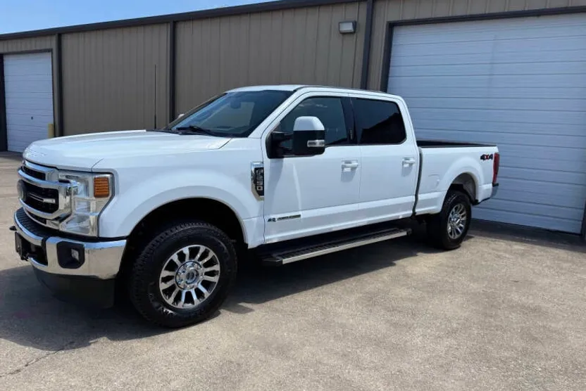 2022 Ford F-250 Lariat photo 1