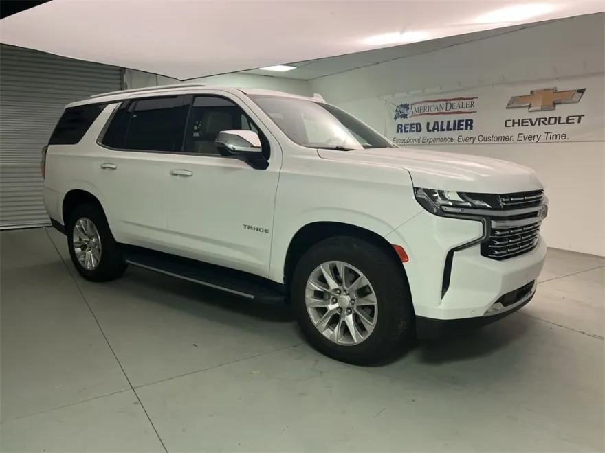 2022 Chevrolet Tahoe Premier photo 1