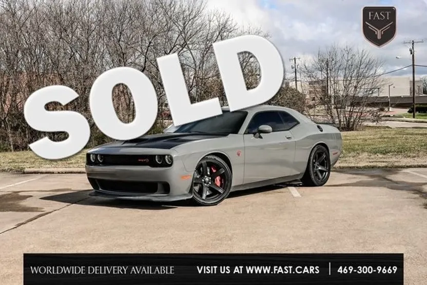 2017 Dodge Challenger SRT8 Hellcat photo 1