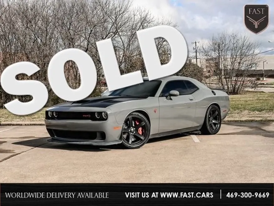 2017 Dodge Challenger SRT8 Hellcat photo 1