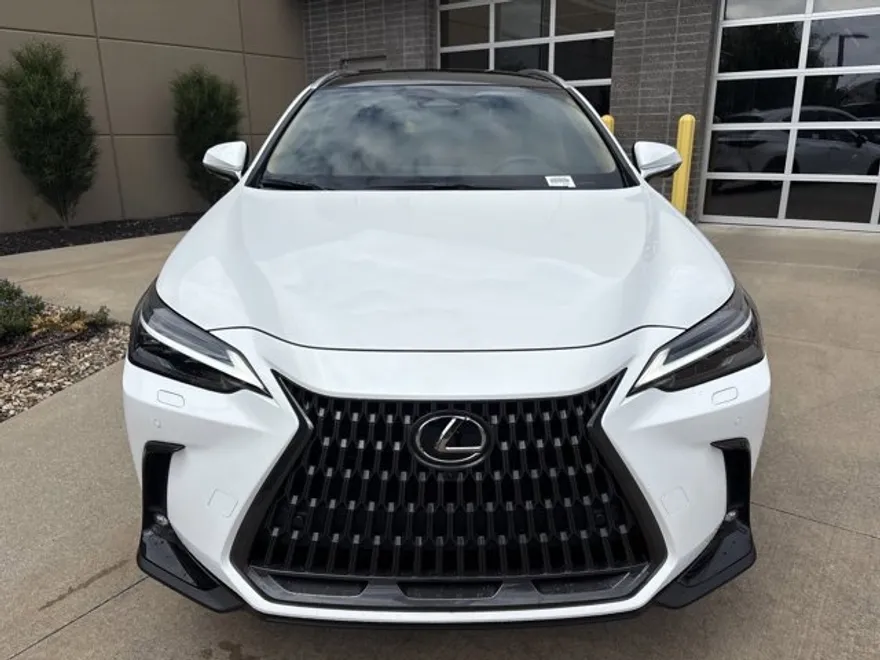 2026 Lexus NX 350 Luxury AWD photo 1