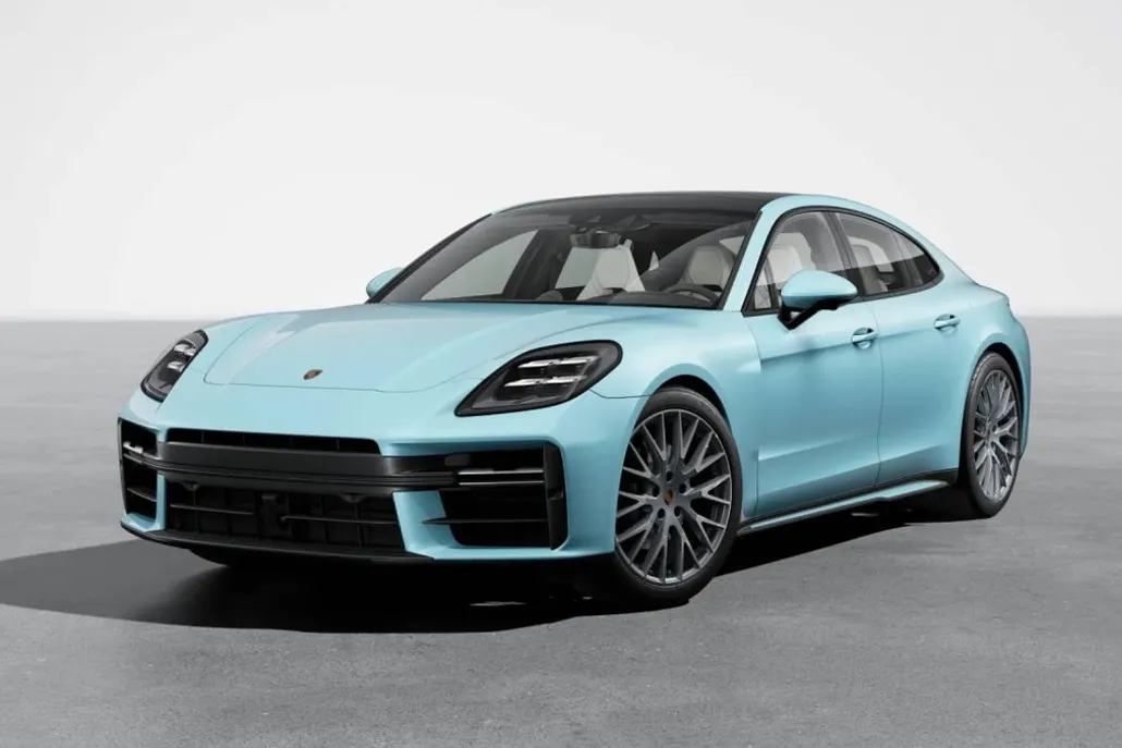 2026 Porsche Panamera 4 photo 1