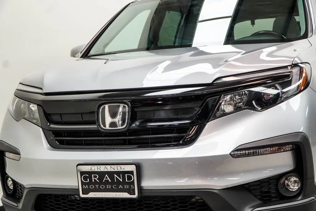 2022 Honda Pilot Special Edition photo 1
