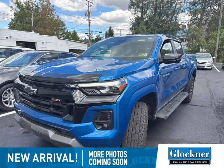 2024 Chevrolet Colorado Z71 photo 1