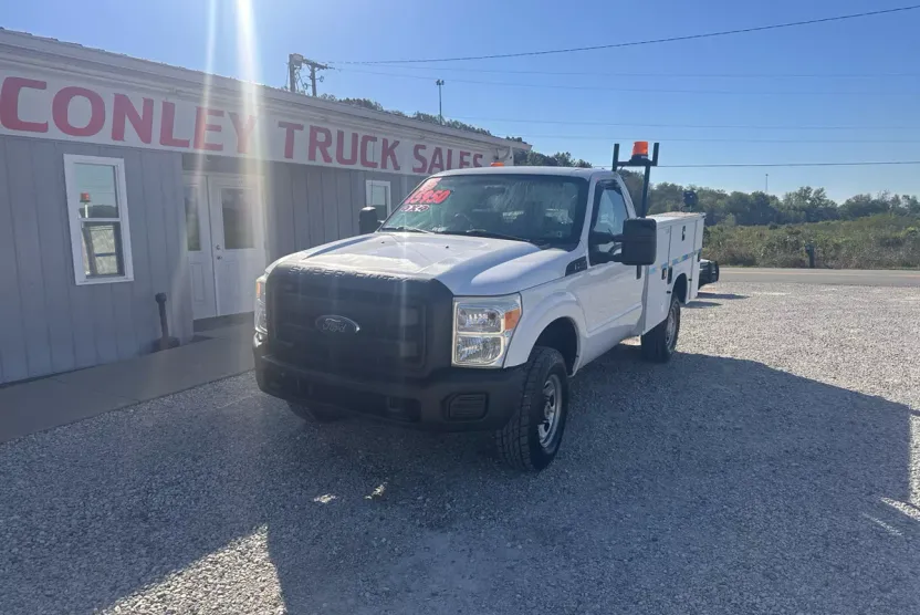 2015 Ford F-250 XL photo 1