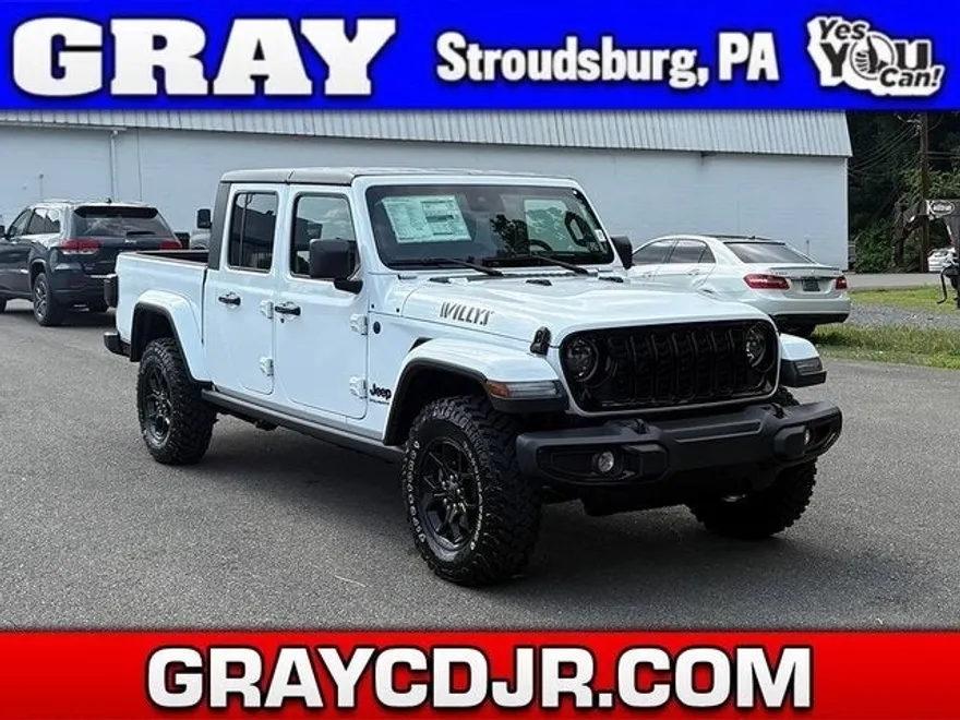 2025 Jeep Gladiator Willys photo 1