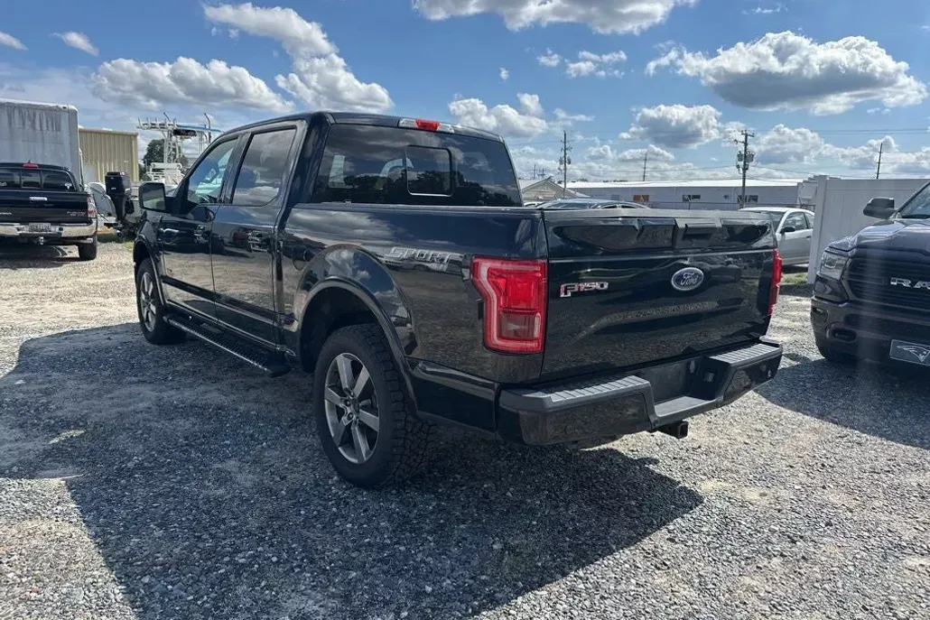 2016 Ford F-150 XLT photo 1
